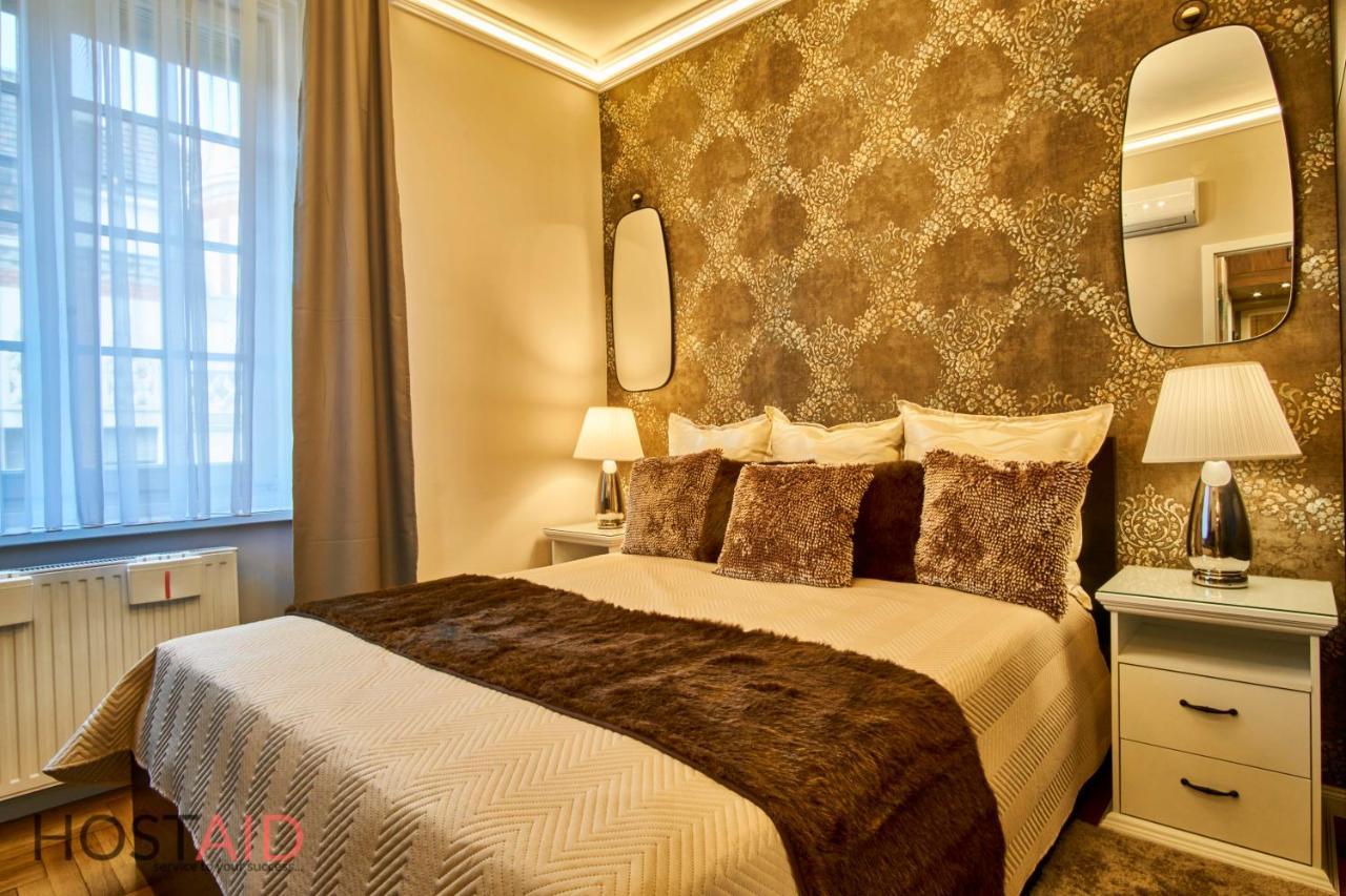 R7 Design Apartment - Hostaid بودابست المظهر الخارجي الصورة