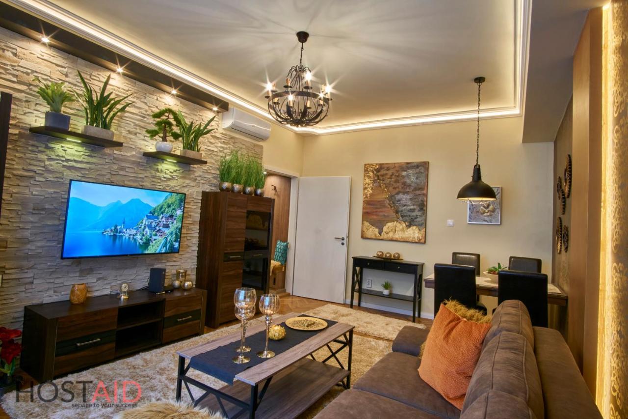 R7 Design Apartment - Hostaid بودابست المظهر الخارجي الصورة