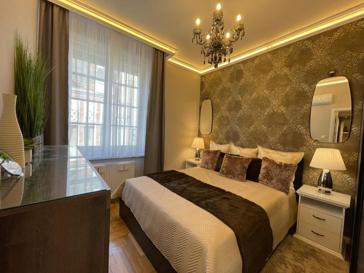 R7 Design Apartment - Hostaid بودابست المظهر الخارجي الصورة